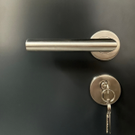 Rankenų, cilindrų ir apyrakčių komplektas