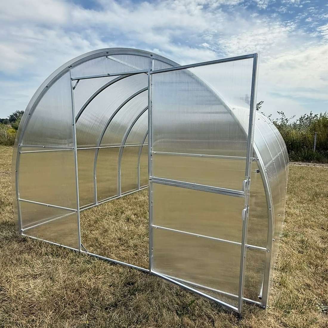Polikarbonatinis šiltnamis Agro Titan Vent 40×20 Mm Profilis3 Šiltnamis Agro Titan Vent 40x20mm Dalinai Varstomos Durys Polikarbonatinis šiltnamis Agro Titan Vent 40×20 Mm Profilis3 Šiltnamis Agro Titan Vent 40x20mm Dalinai Varstomos Durys Smart Five Mb